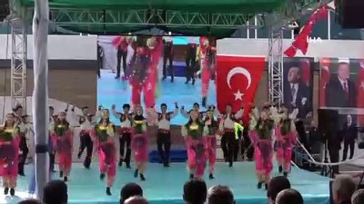 spor merkezi -  Gençlik ve Spor Bakanı Kasapoğlu, Ümraniye’de yüzme havuzunun açılışını yaptı  Videosu