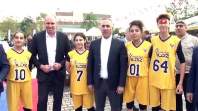 basketbol turnuvasi -  Sultangazi’de basketbol turnuvası düzenlendi Videosu