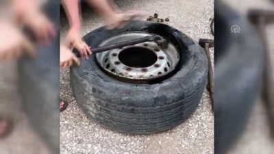 incirlik - Tırın lastiğinden kaçak sigara çıktı - ADANA  Videosu