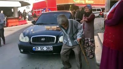 akulu araba -  25 yıldır yürüyemeyen adam akülü araba istiyor  Videosu