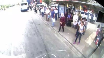 guvenlik kamerasi -  Patenli ve kaykaylı gençler şoförler ve polisleri canından bezdirdi  Videosu
