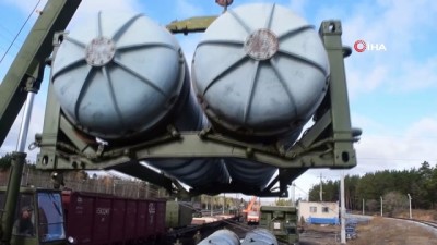 hava sahasi -  - Rusya, Tacikistan'a hava savunma sistemlerini trenle gönderdi Videosu