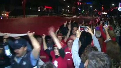 fener alayi -  İzmir Cumhuriyet Bayramı’nı coşkuyla kutladı Videosu