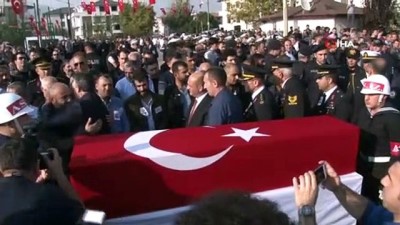 baba ocagi -  Şehit Piyade Teğmen Kamuran Ablak son yolculuğuna uğurlandı Videosu