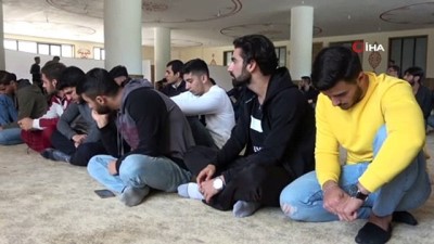 sinir otesi -  Üniversite öğrencilerinin katılımıyla şehitler için mevlit okutuldu Videosu