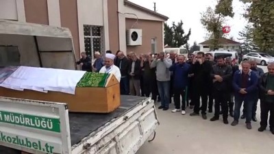 arac mezarligi -  170 kilo ağırlığındaki kadın obeziteden öldü, cemaat tabutu güçlükle taşıdı  Videosu