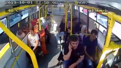 otobus kamerasi - Avcılar'da 5 kişinin yaralandığı kaza anı otobüs kamerasında  Videosu