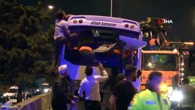 servis araci -  E-5 Karayolunda servis aracı devrildi: 5 yaralı Videosu