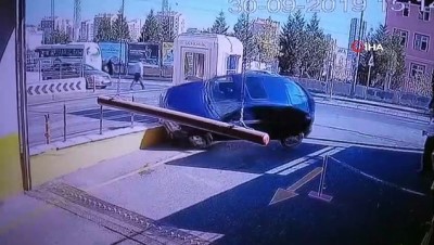 kadin surucu -  Kadın sürücü fren yerine gaza basınca takla attı  Videosu