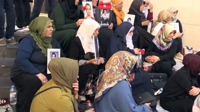 Diyarbakır annelerinin oturma eylemine destek ziyaretleri sürüyor - DİYARBAKIR