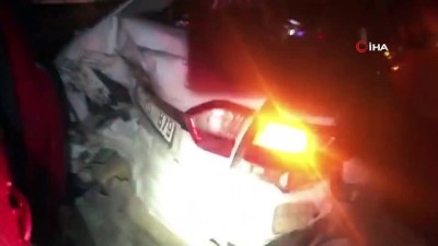 emniyet seridi -  Kırıkkale'de 4 araçlı zincirleme trafik kazası: 1 ölü, 1 yaralı  Videosu