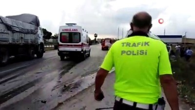  - Mersin'de minibüs ile otomobil çarpıştı: 5 yaralı