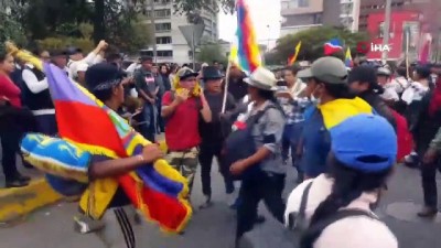 politika -  - Ekvador Devlet Başkanı Moreno protestolar nedeniyle ülkenin başkentini taşıdı Videosu