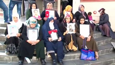 raks -  HDP önündeki ailelerin evlat nöbeti 36’ncı gününde  Videosu