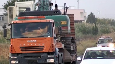 is makinesi - Suriye sınırına zırhlı araç sevkiyatı - ŞANLIURFA Videosu