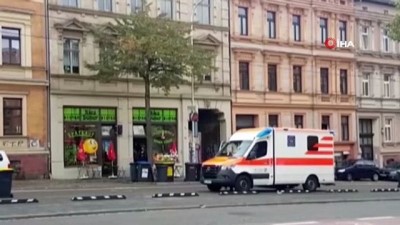 kalaba -  - Almanya’da sinagog yakınında makineli tüfekle saldırı: 1 gözaltı
- Saldırganların kaçmaması için demiryolu seferleri durduruldu  Videosu