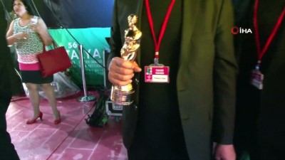 kirmizi hali -  Altın Portakal Film Festivali’nde ödüller sahiplerini buldu Videosu