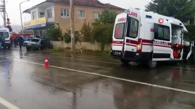 devlet hastanesi -  Isparta’da hasta taşıyan ambulans kaza yaptı: 4 yaralı  Videosu
