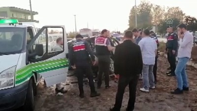 kucuk kiz - Savcının kullandığı cip ile otomobil çarpıştı: 1 ölü, 8 yaralı - SAMSUN Videosu