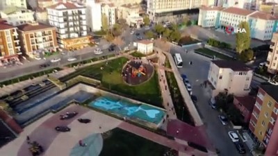  Vatandaşlar parklara akın etti