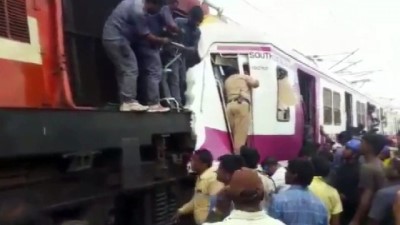 tren seferleri -  - Hindistan’da iki tren çarpıştı: 12 yaralı  Videosu