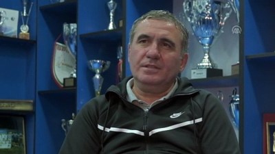 yildiz futbolcu - Hagi, Galatasaray'daki günlerini özlüyor - BÜKREŞ  Videosu