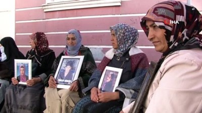  HDP önündeki ailelerin evlat nöbeti 71'inci gününde 