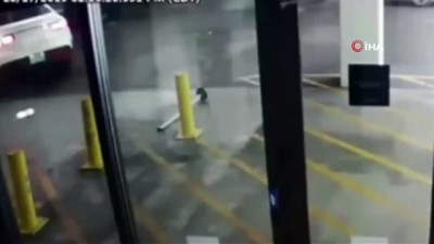 yuruyen merdiven -  - Kapkaççı Kadını Metrelerce Sürükledi Videosu