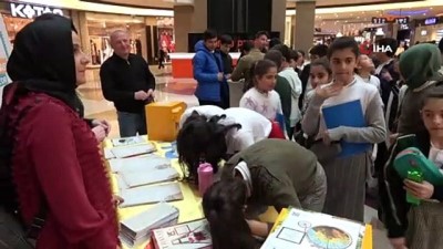 ilkokul ogretmeni -  Öğretmenler gününe özel düzenlenen etkinlikte öğrenciler öğretmenlerine mektup yazdı Videosu