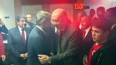izlanda - Cumhurbaşkanı Erdoğan, soyunma odasına inerek Millileri kutladı - İSTANBUL  Videosu