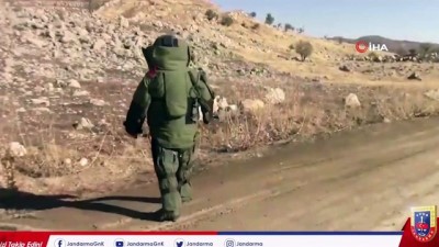 bomba imha uzmani -  Jandarmadan kadın bomba uzmanı paylaşımı  Videosu