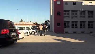 hapis cezasi - (TEKRAR) Patlayıcı ve kalaşnikofla iş yerlerine saldıran cezaevi firarisi yakalandı - ADANA  Videosu