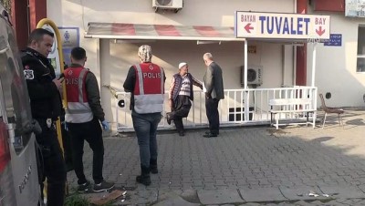 mescid - Bakırköy'de bir kişi mescit tuvaletinde ölü bulundu - İSTANBUL  Videosu