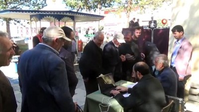 oy pusulasi -  Caminin geleceğini ‘sandık’ belirledi  Videosu