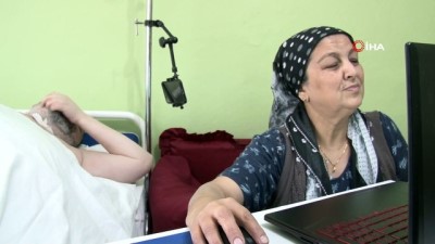 kanal a -  Geçirdiği kaza sonrası yatağa mahkum oldu, önce annesi şimdi de Siri ile yaşama tutunuyor Videosu