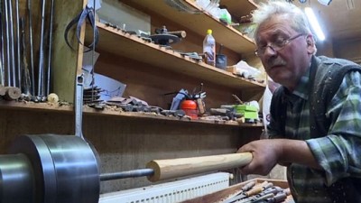 erik agaci - Yarım asırlık kaval ustası zanaatını sürdürecek çırak bulamıyor (1) - İSTANBUL  Videosu