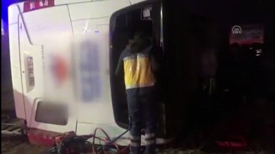 Yolcu otobüsü devrildi (2) - AKSARAY 