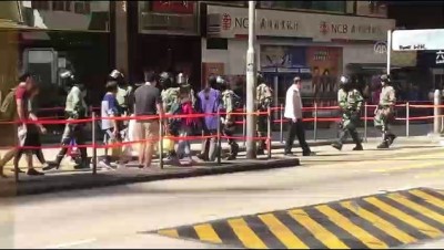 Protestolarda bir polis okla yaralandı - HONG KONG 