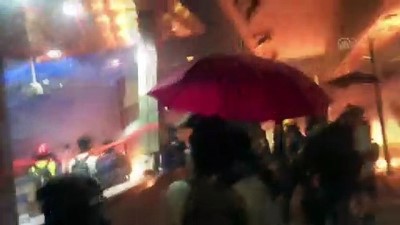 molotof kokteyli - Hong Kong'da protestoların şiddeti artıyor (5) Videosu