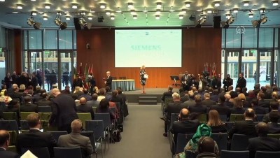inisiyatif - Merkel'den Afrika ülkelerine şeffaflık çağrısı - BERLİN Videosu
