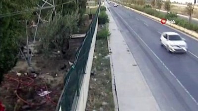 trafik polisi -  Vicdansız sürücü çarptı, kaçtı, arkasına bile bakmadı  Videosu