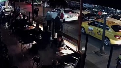 basortulu ogretmen -  Beşiktaş’ta başörtülü öğretmene saldıran kadın gözaltına alındı Videosu