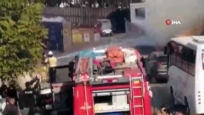 patlama ani -  Kadıköy’de korkutan patlama anı kamerada  Videosu