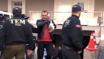 pismanlik yasasi -  Büyük FETÖ operasyonunda yeni gelişme: 15 tutuklama, 63 kişi daha adliyede  Videosu