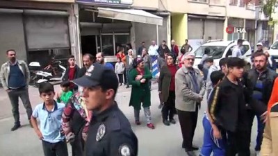cenaze arabasi -  Mersin'de çöp konteynırında bebek cesedi bulundu Videosu