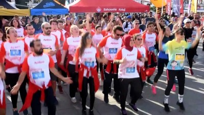 kisa mesafe - BodRUN Ultra Maratonu başladı - MUĞLA Videosu