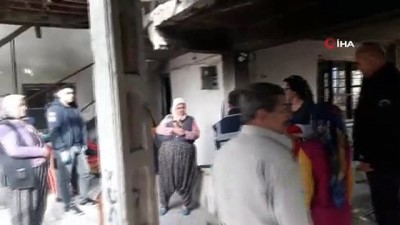 adli tip -  Yalnız yaşayan kadın evinde ölü bulundu  Videosu