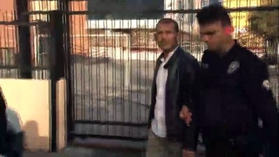 polis karakolu -  Arkadaşının yerine ehliyet sınavına girdi, gözaltına alındı  Videosu