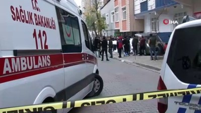 hastane -  Küçükçekmece'de biri kadın iki kişi bir binanın 5. katından aşağıya düştü Videosu