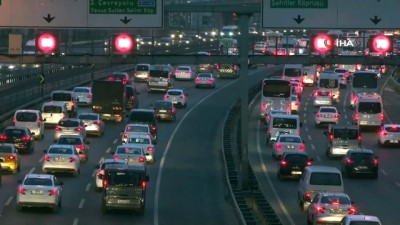 trafik yogunlugu -  Okullar açıldı, trafik yoğunluğu başladı  Videosu
